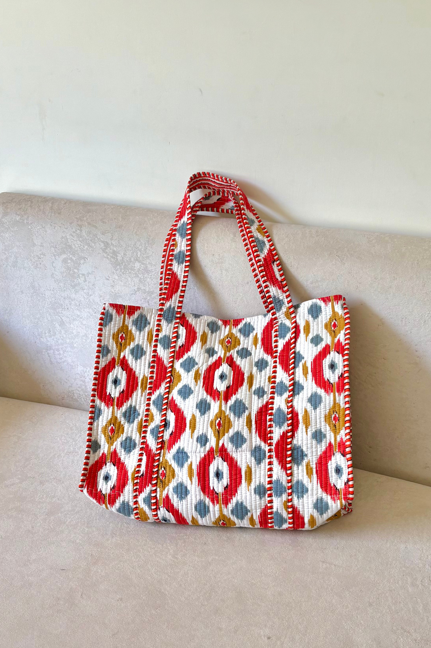 Pomodoro Ikkat Travel Tote | Reversible | Red