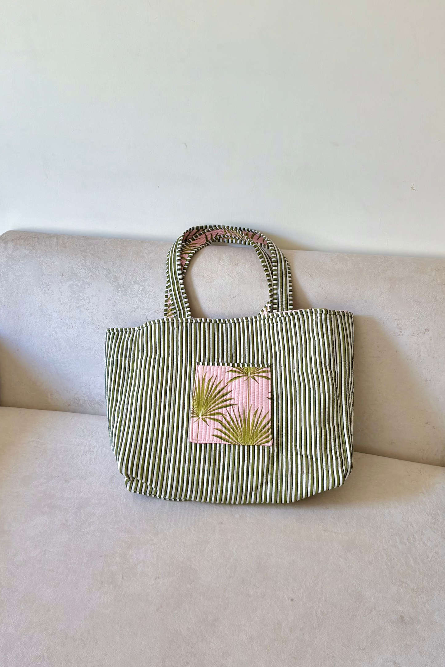 Palm Travel Tote | Reversible | Green