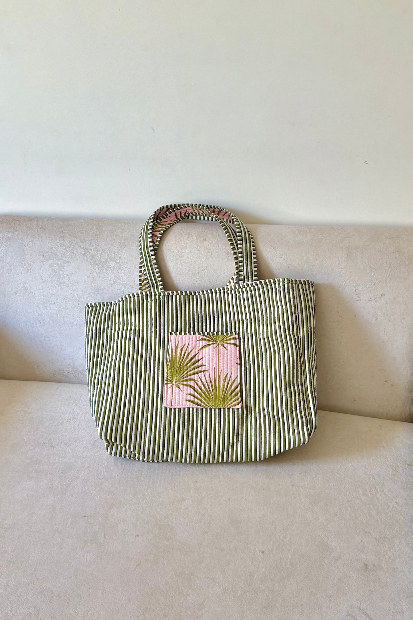 Palm Travel Tote | Reversible | Green