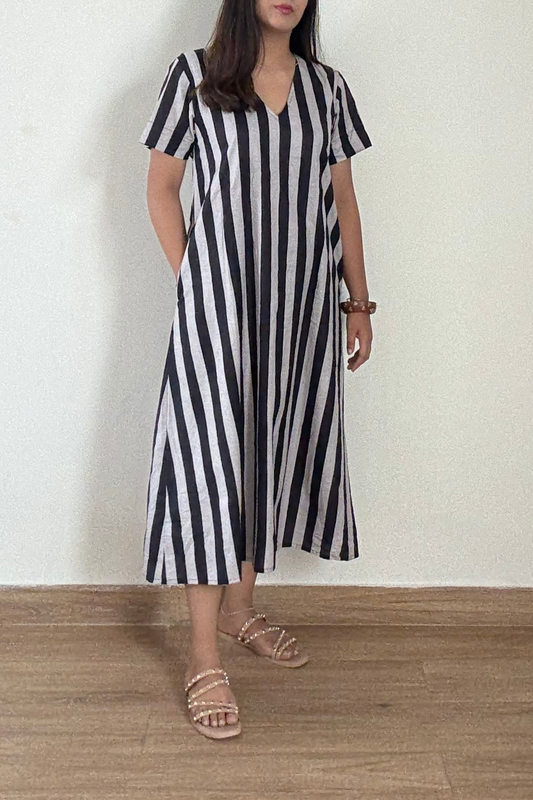 Calcutta Lane Kurta Dress | Striped | Black White
