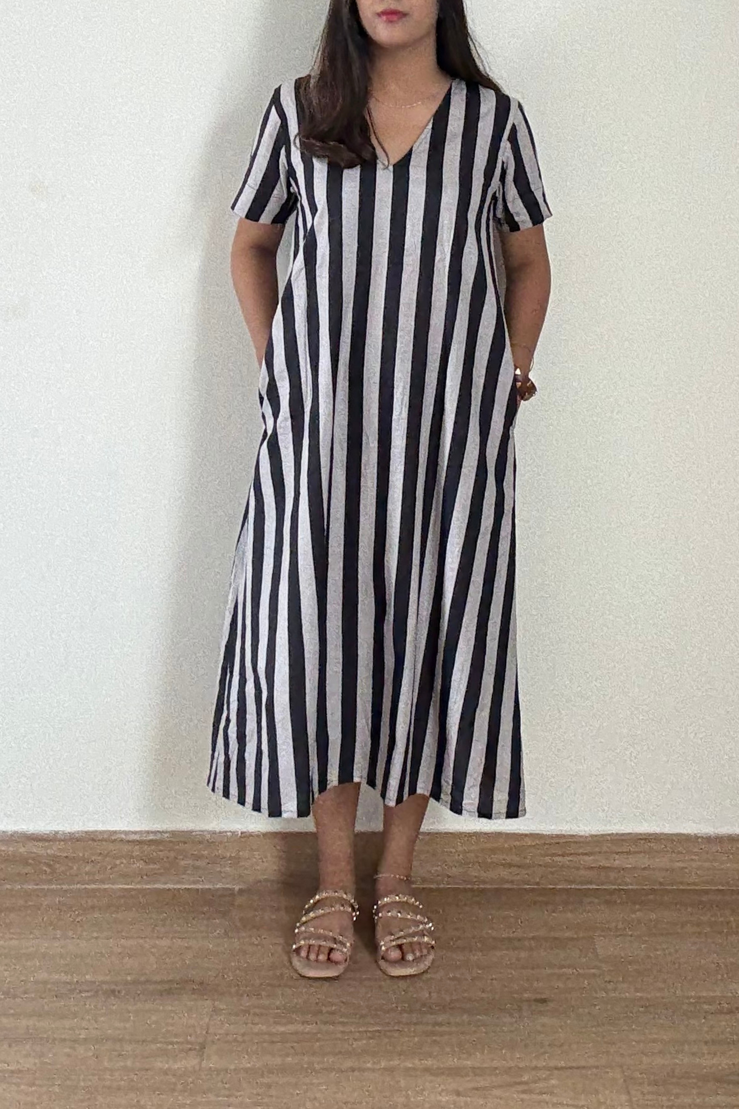 Calcutta Lane Kurta Dress | Striped | Black White
