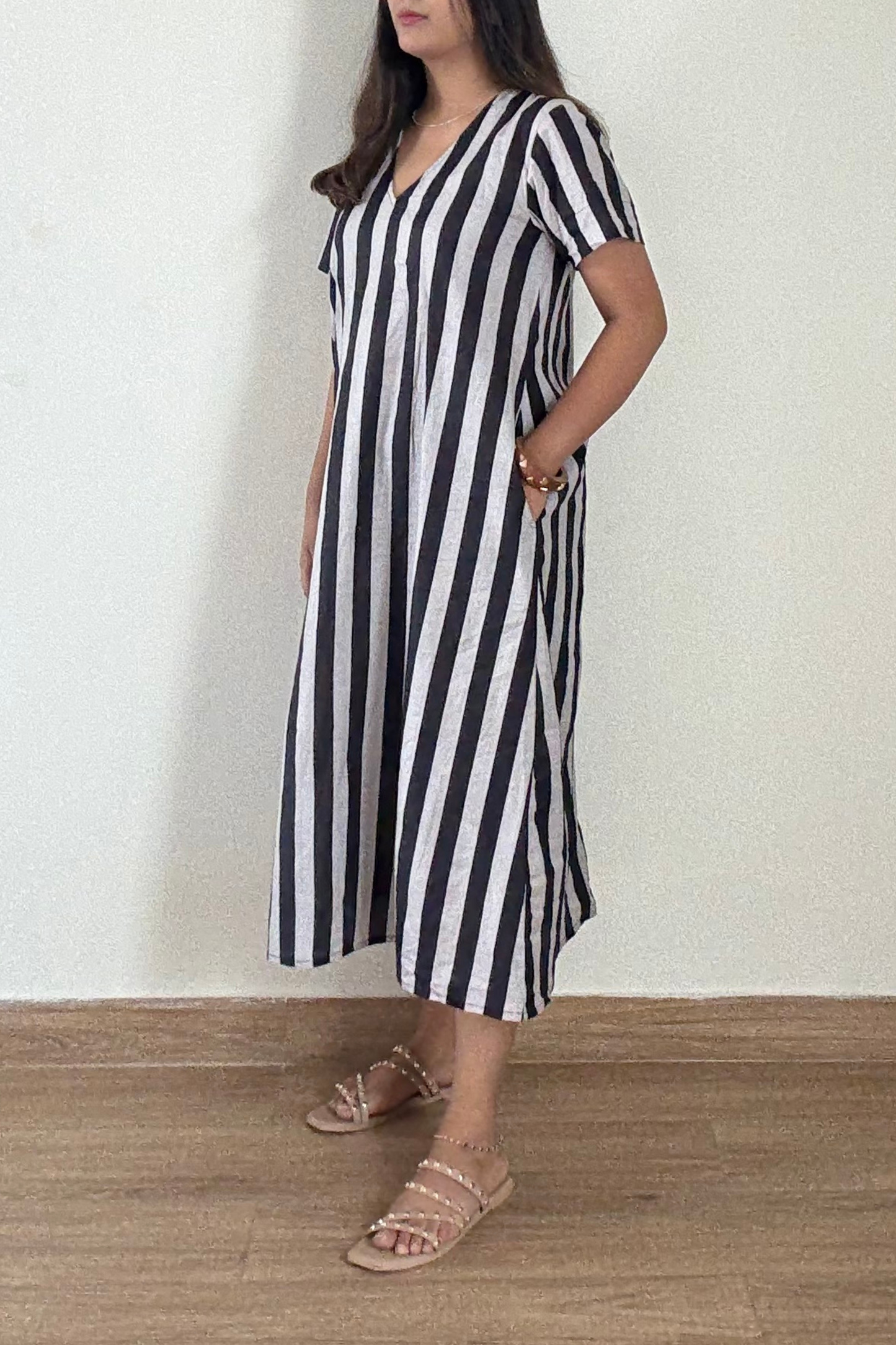 Calcutta Lane Kurta Dress | Striped | Black White