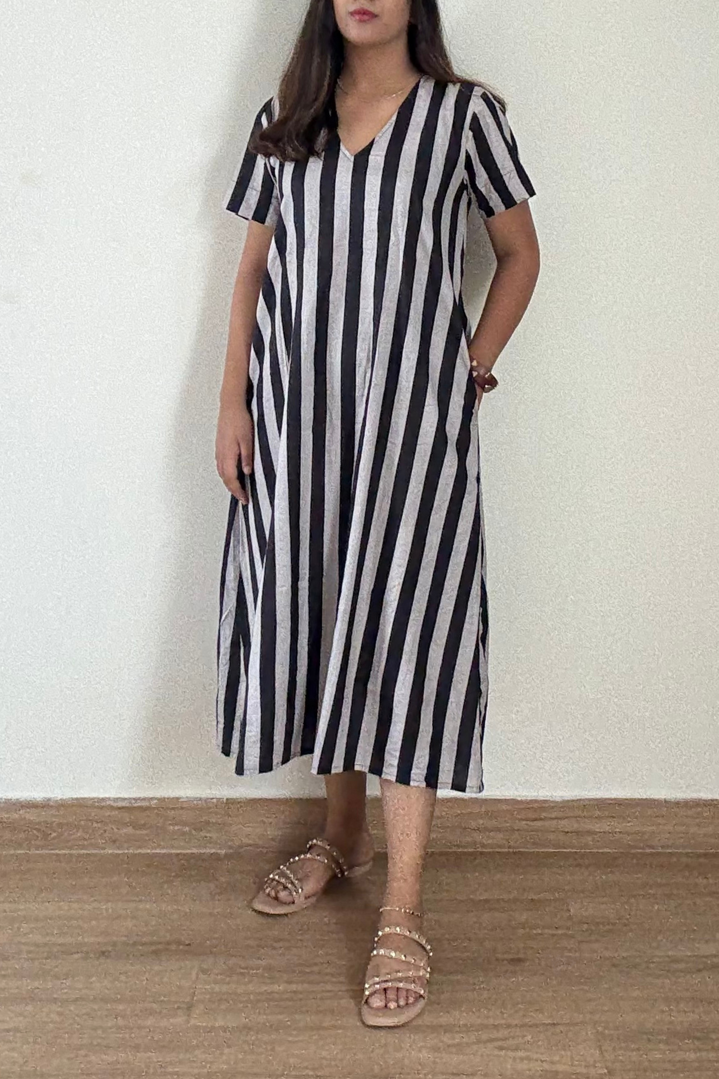 Calcutta Lane Kurta Dress | Striped | Black White