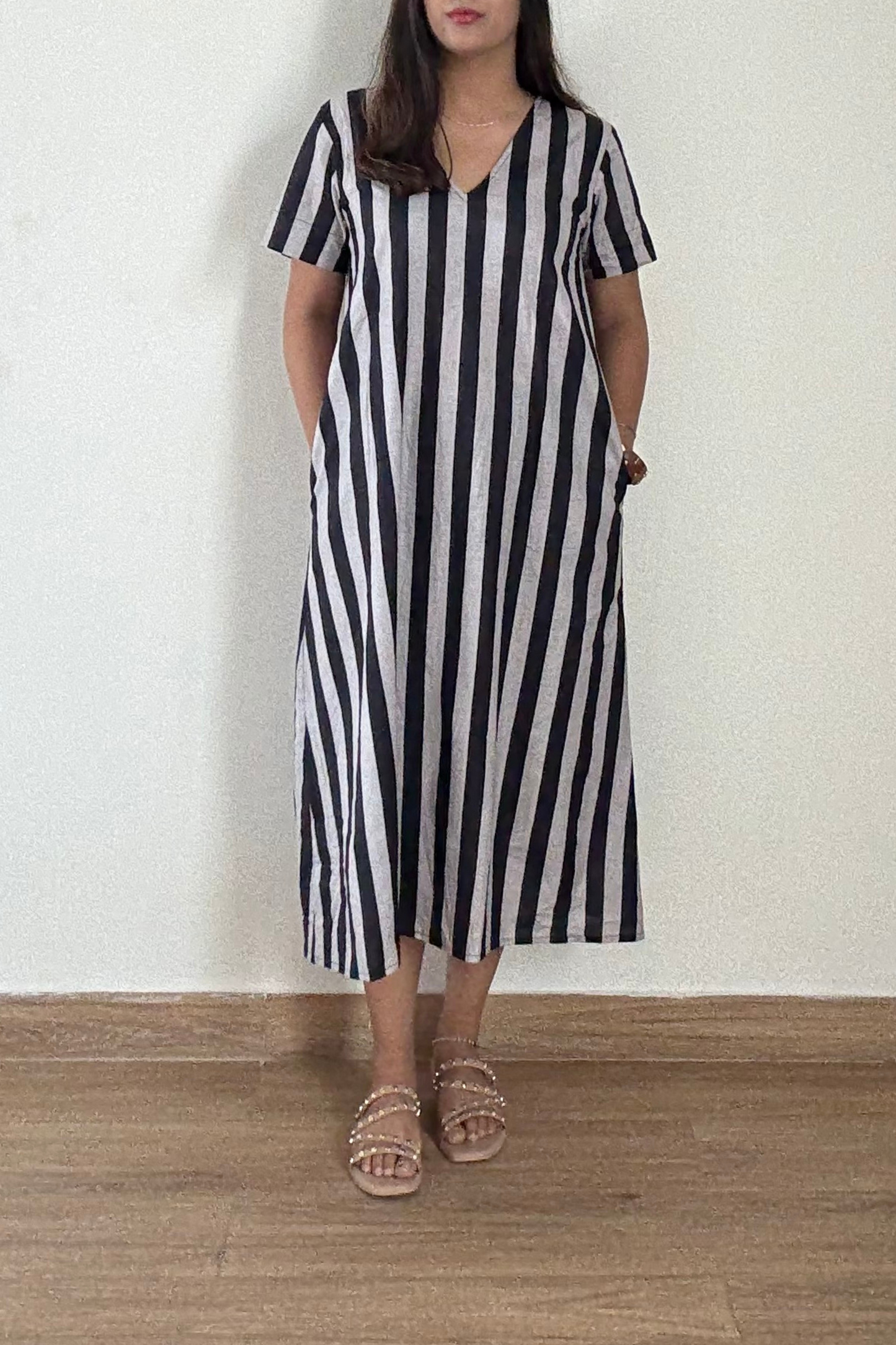 Calcutta Lane Kurta Dress | Striped | Black White